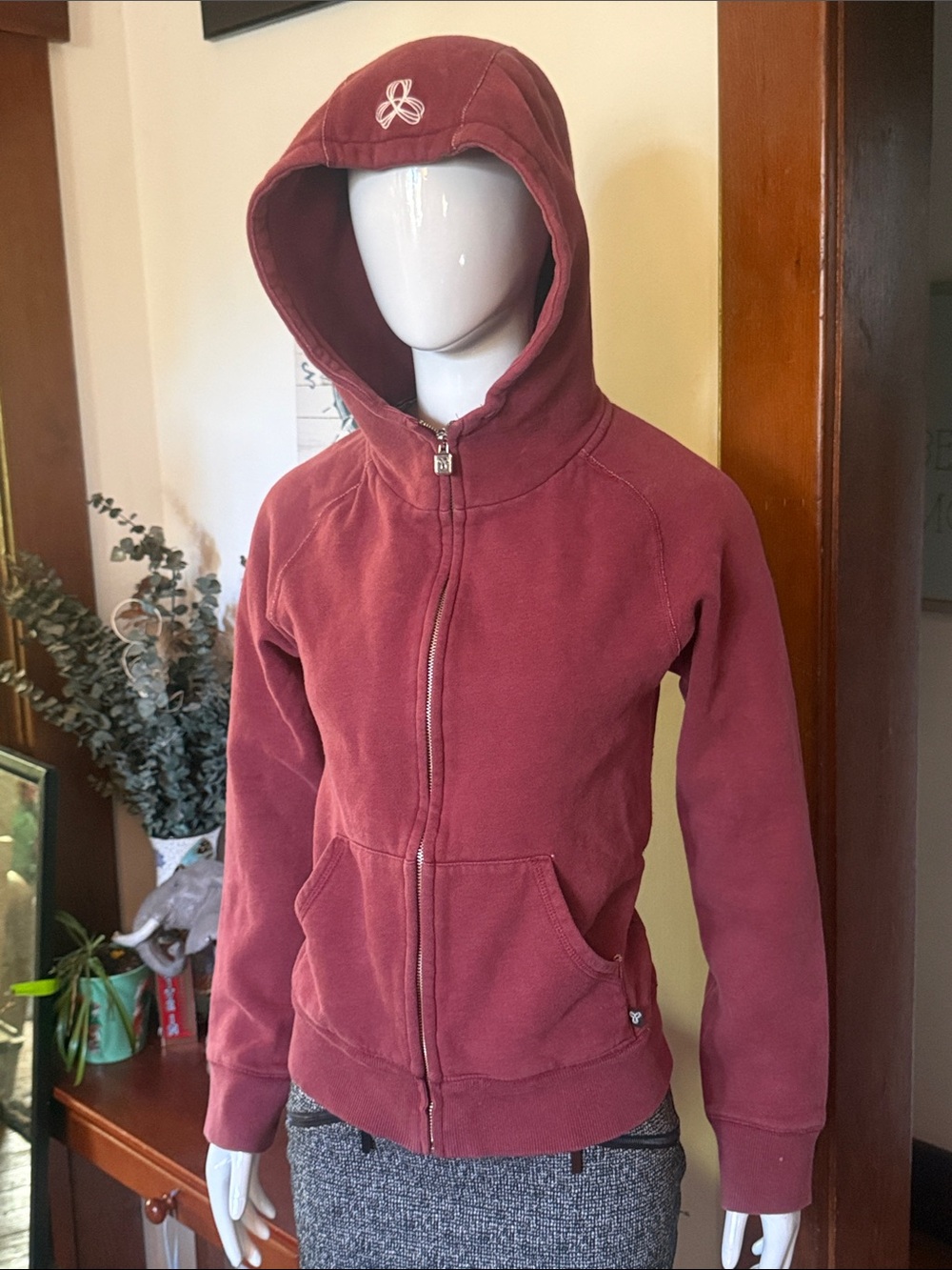 TNA size M Hooded Zip Jacket in Dusty Rose . Soft inside , high zip up